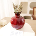 Yalda Vase aus roter Keramik mit Granatapfelmotiv